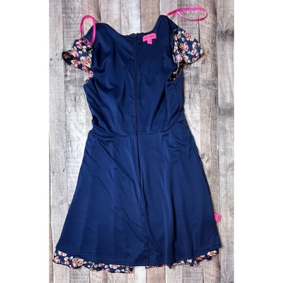 Betsey Johnson Navy Floral Cap Sleeve Swing Dress Modern Feminine sz 12 - Picture 13 of 15